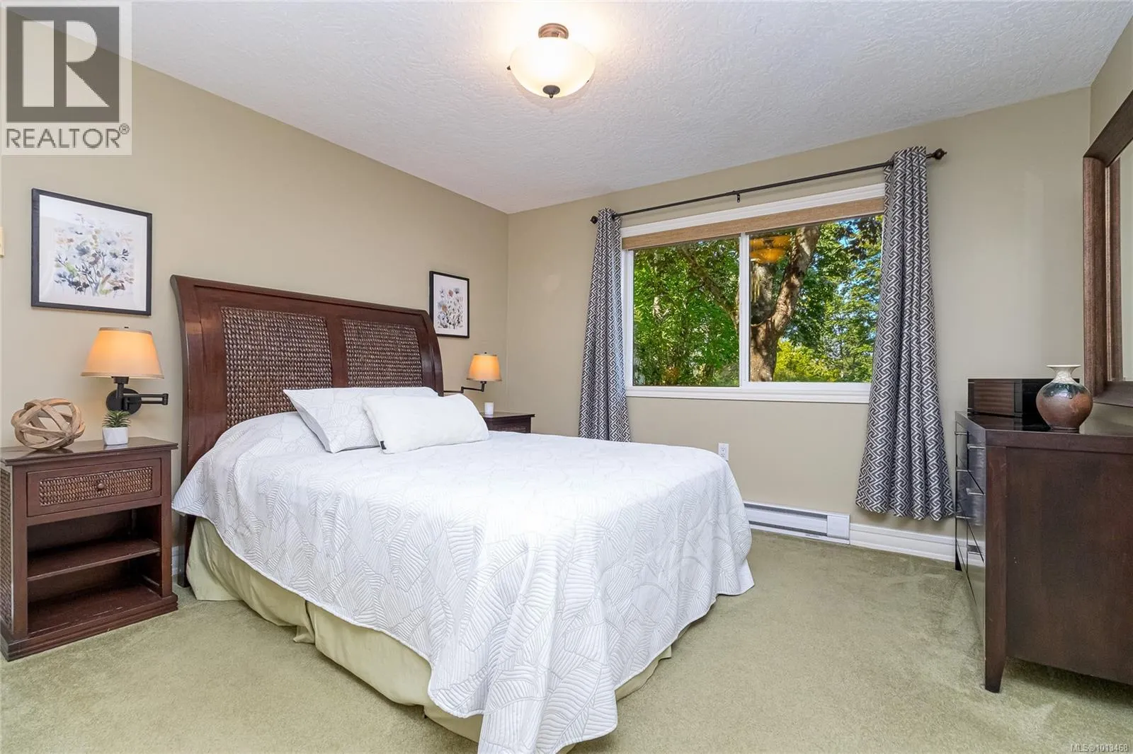 850 Sayward Rd