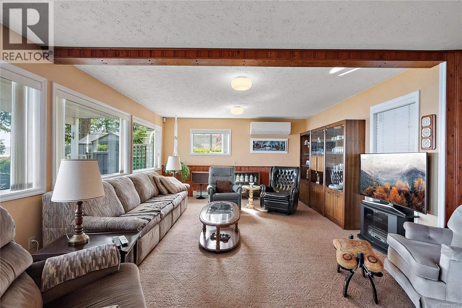 8001 Arthur Dr