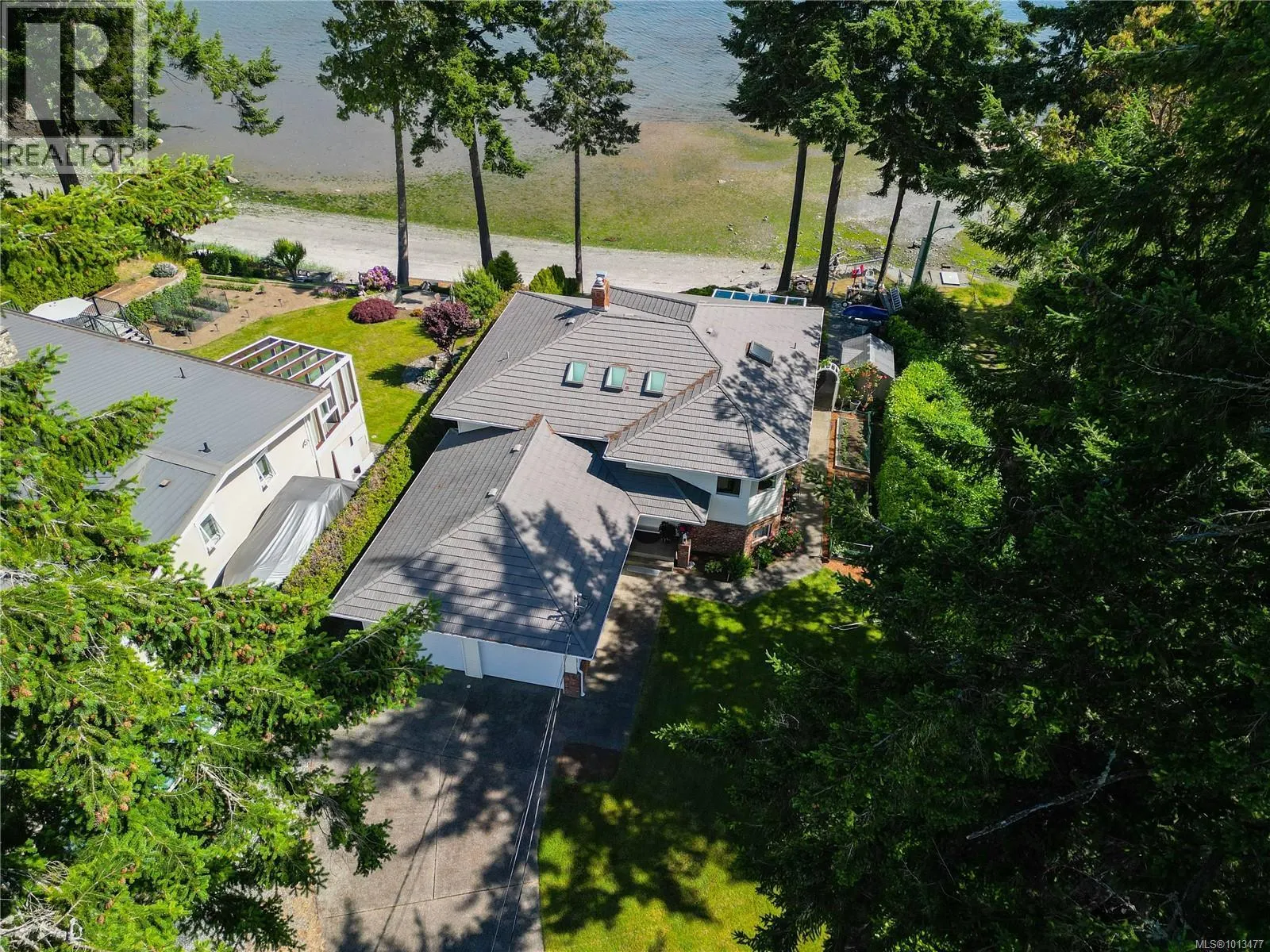 8001 Arthur Dr