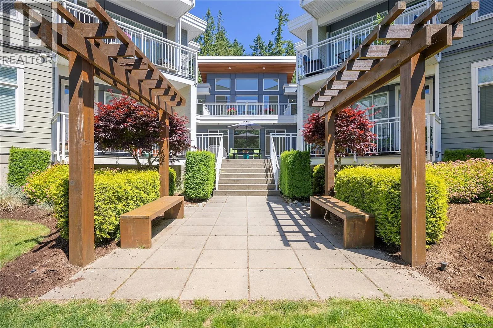 104 4960 Songbird Pl