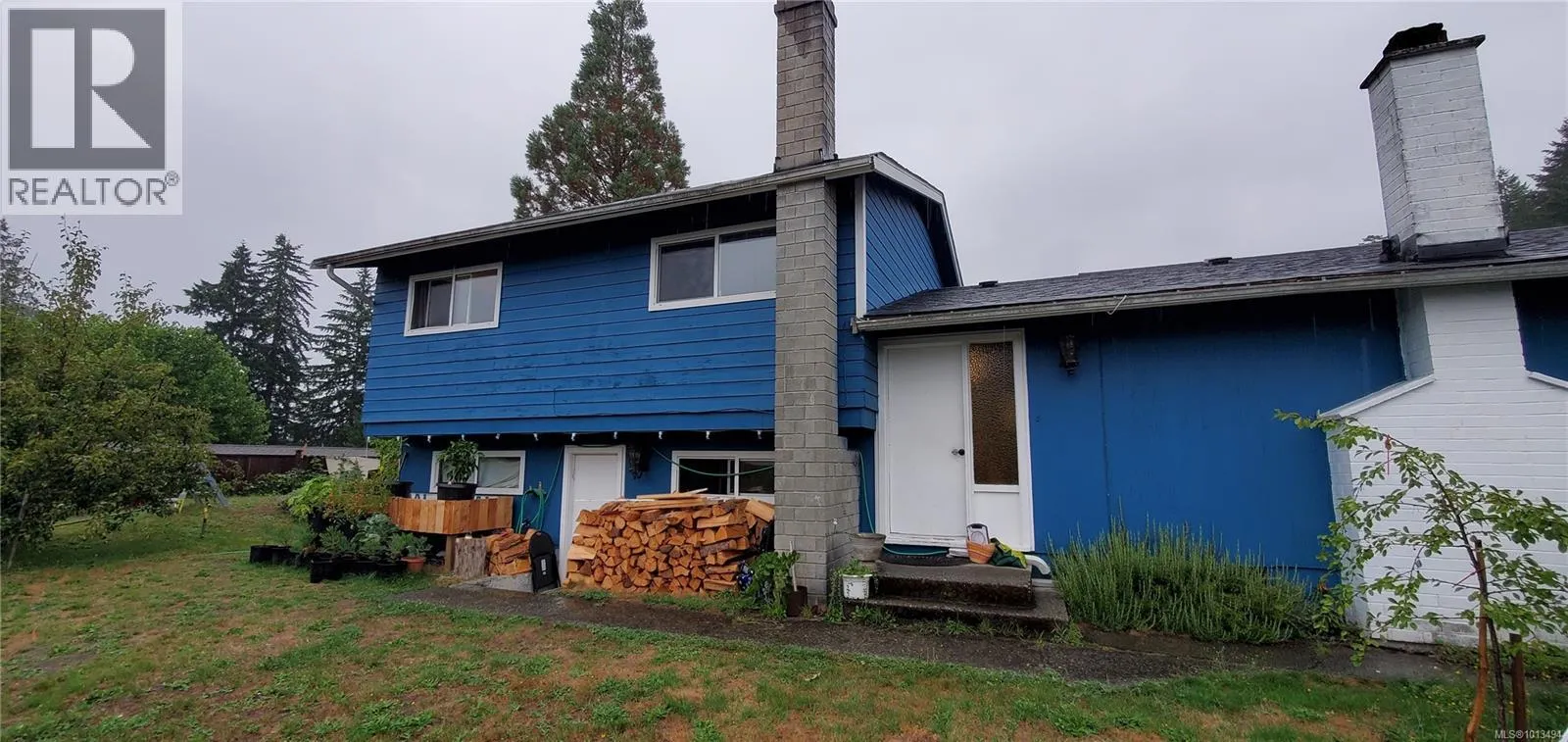 643 Dogwood Dr