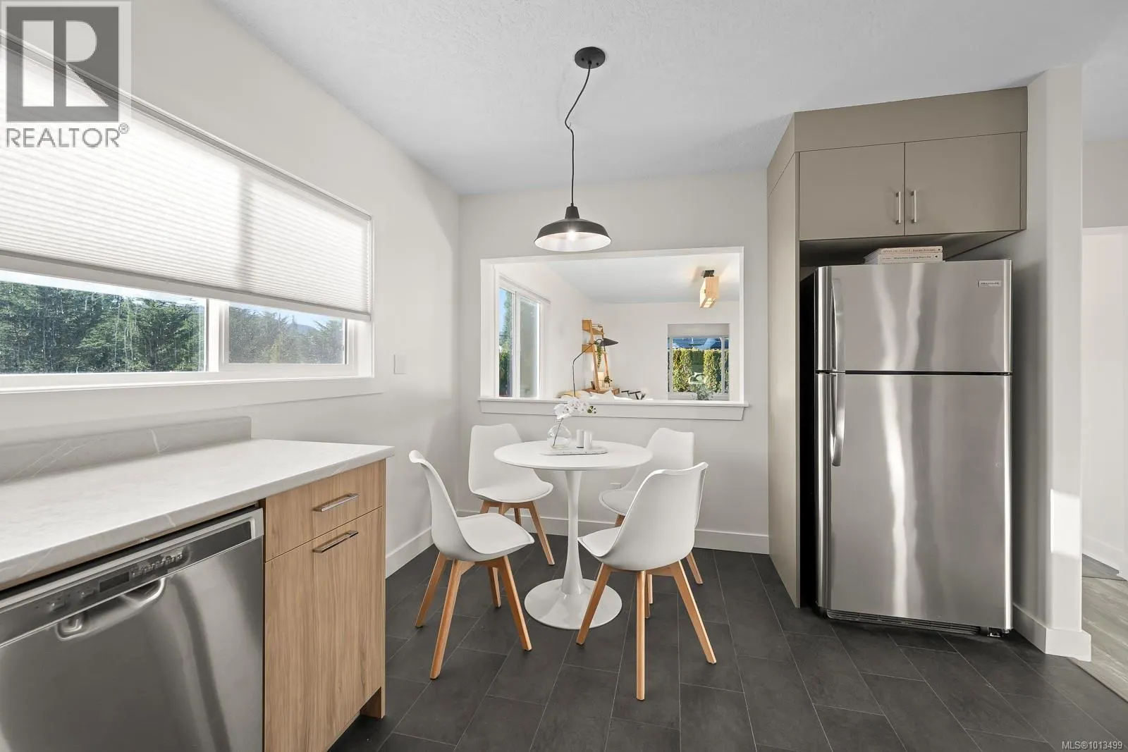 SL3 4703 Cumberland Rd