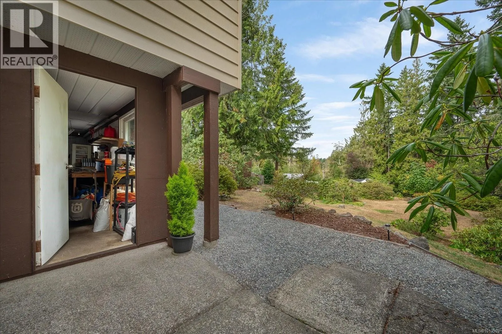 6650 Green Acres Way