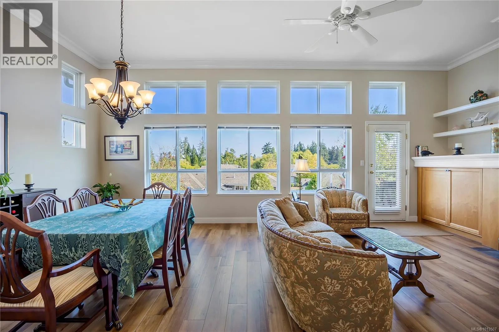 1381 Gabriola Dr