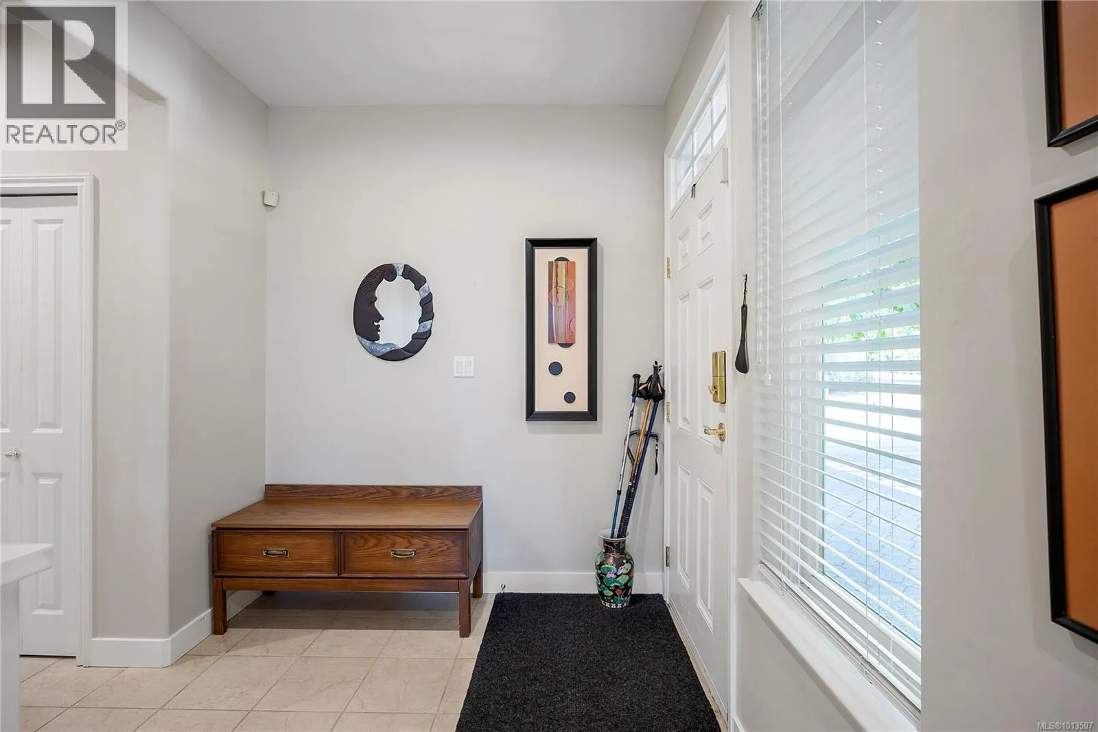1381 Gabriola Dr