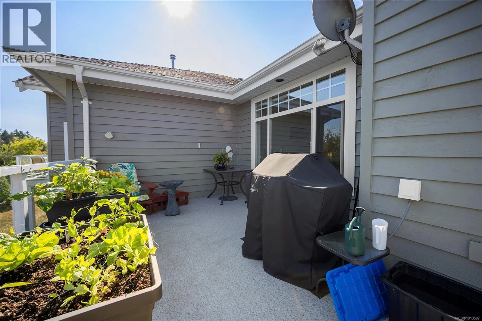 1381 Gabriola Dr