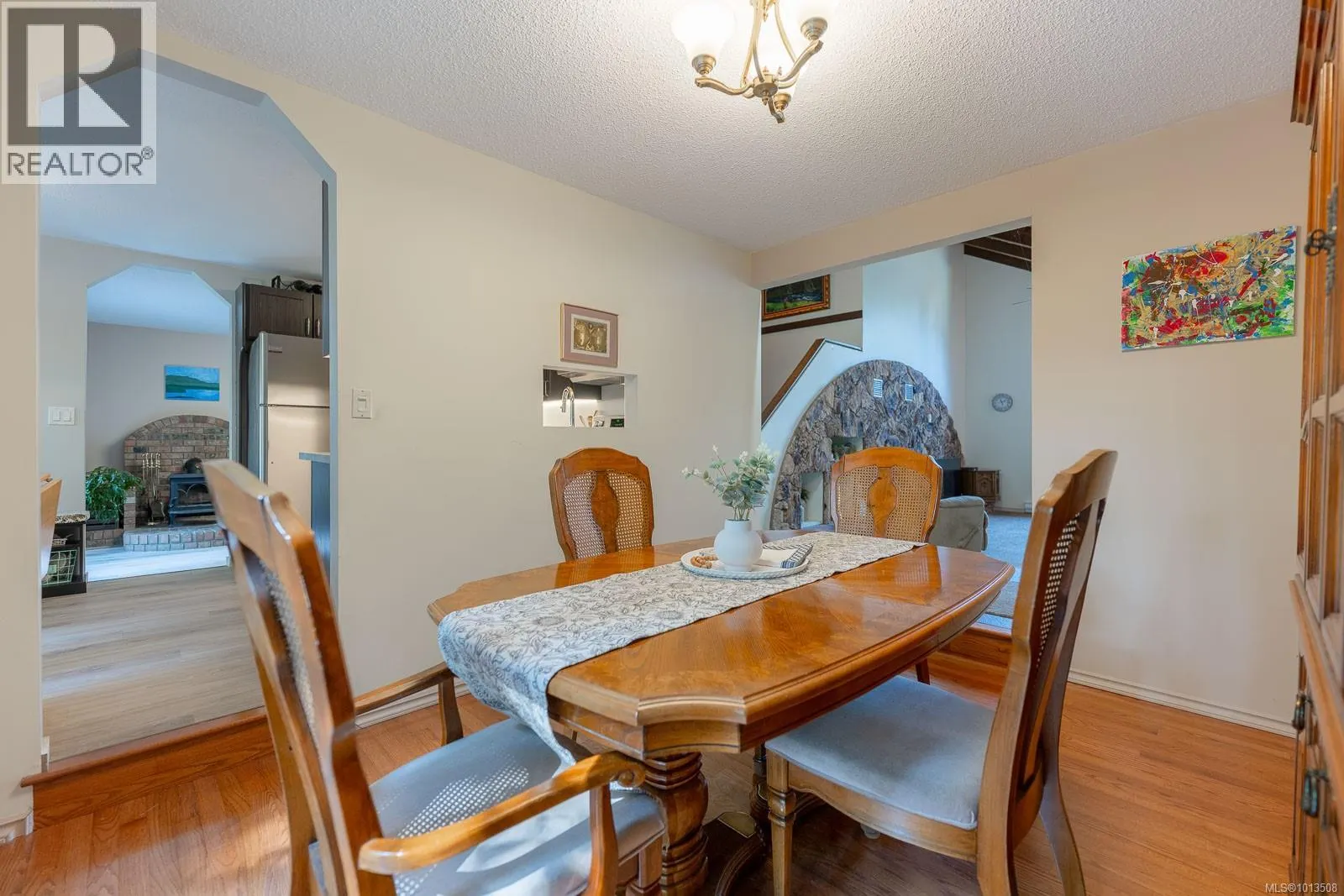 557 Doreen Pl