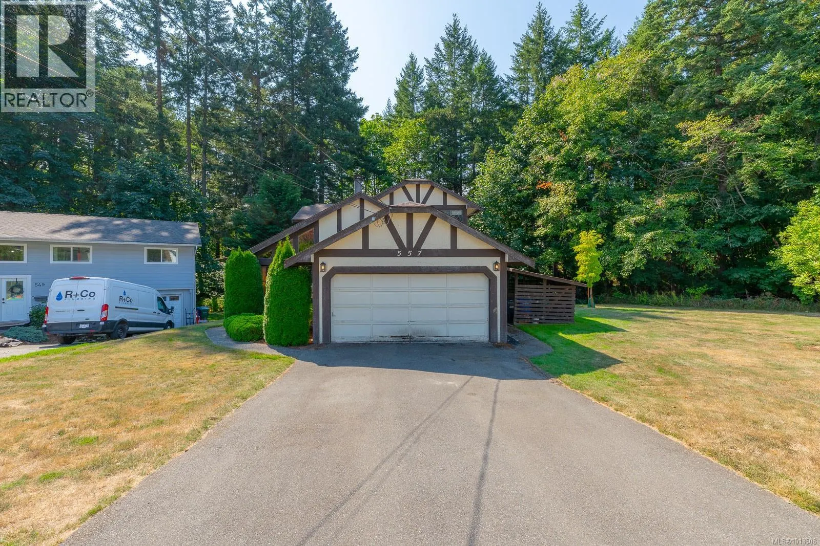 557 Doreen Pl