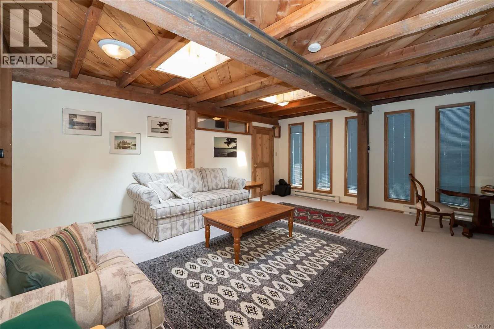 122 Ontario Pl