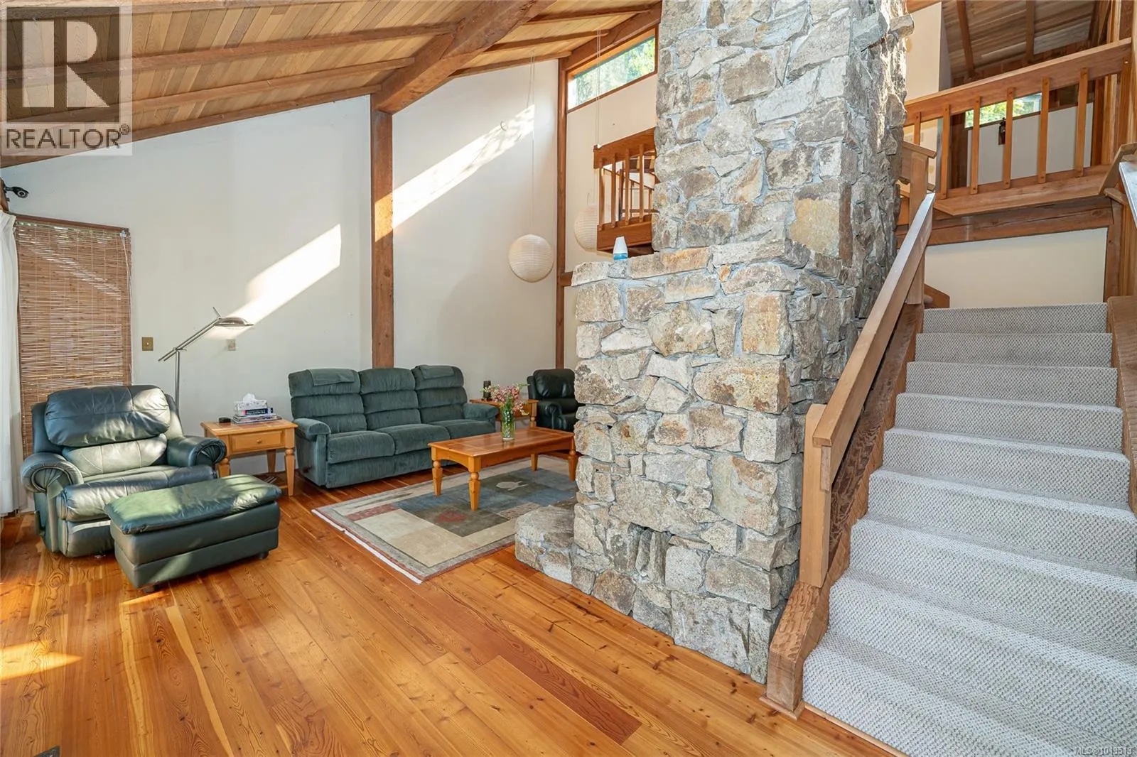 122 Ontario Pl