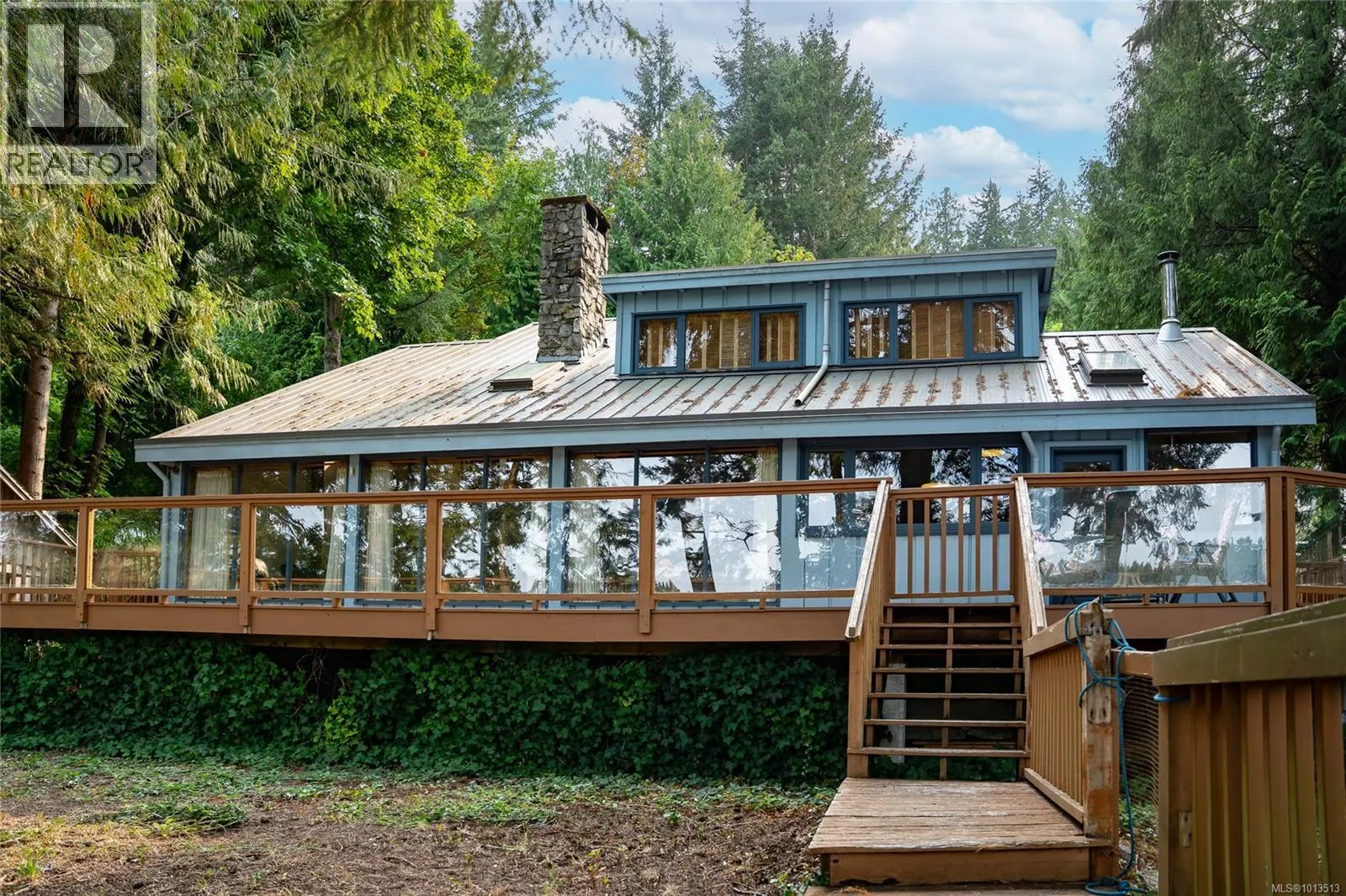 122 Ontario Pl