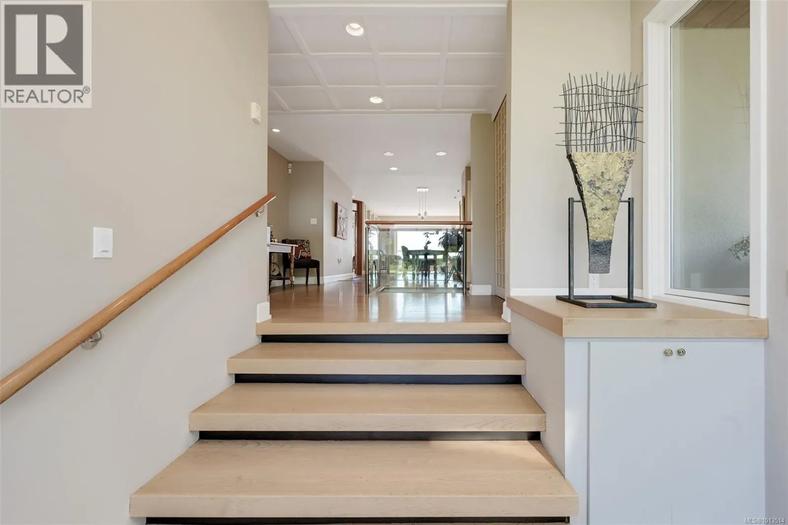 5299 Parker Ave