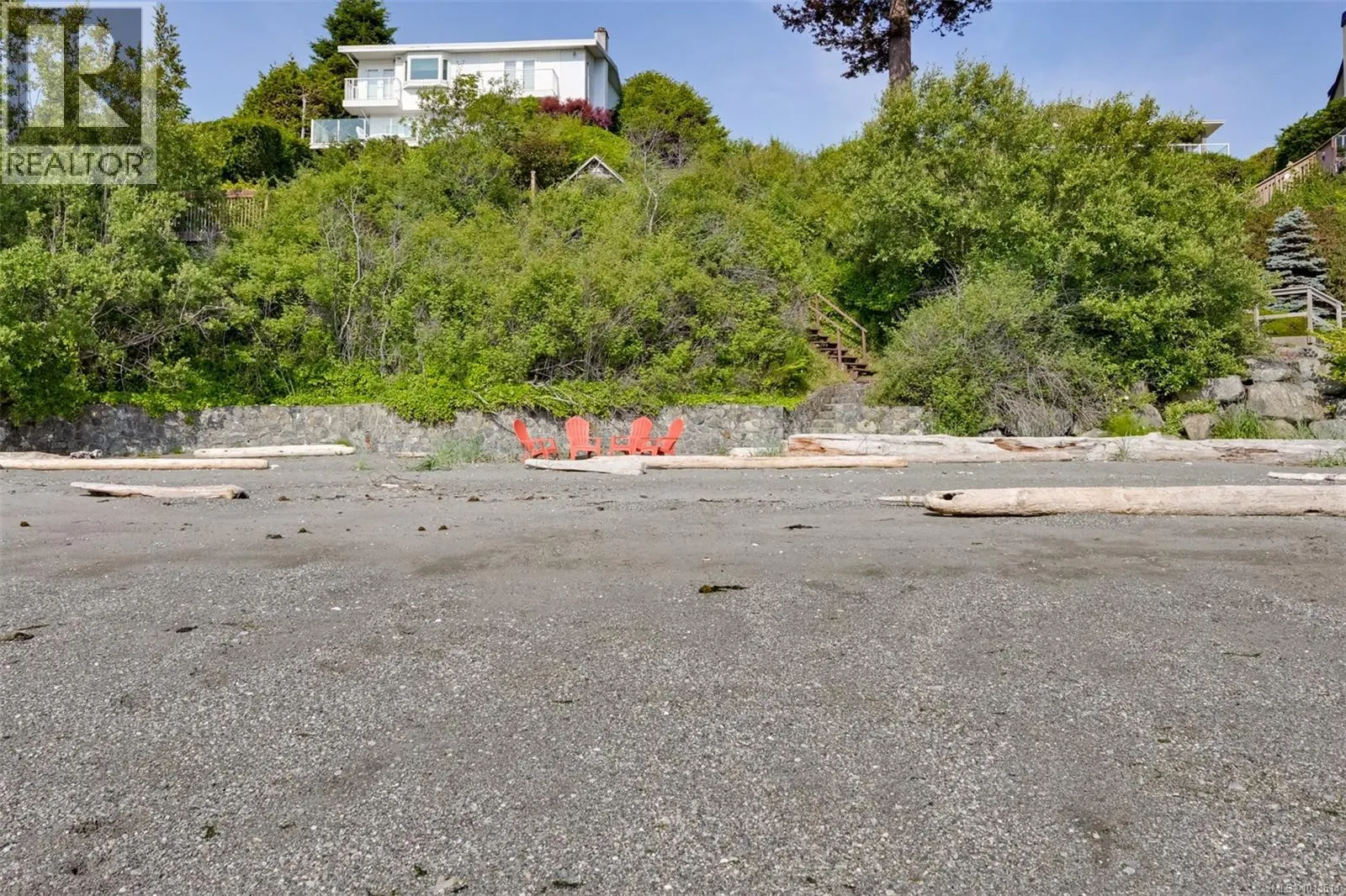 5299 Parker Ave