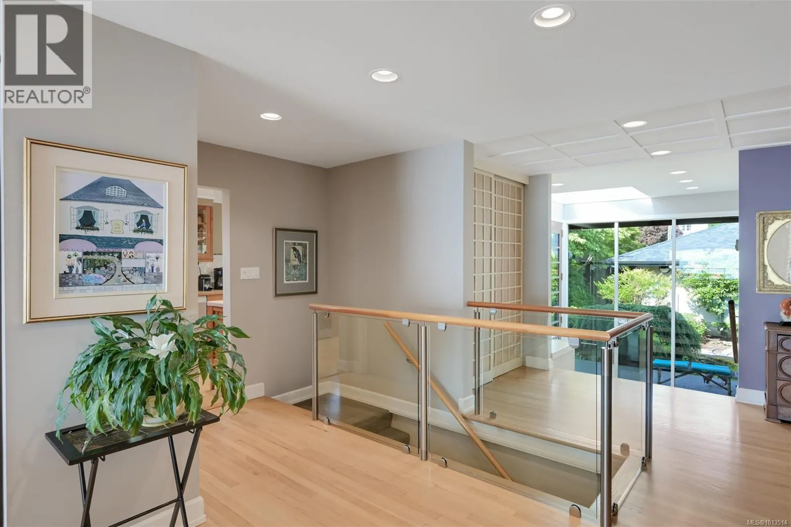 5299 Parker Ave