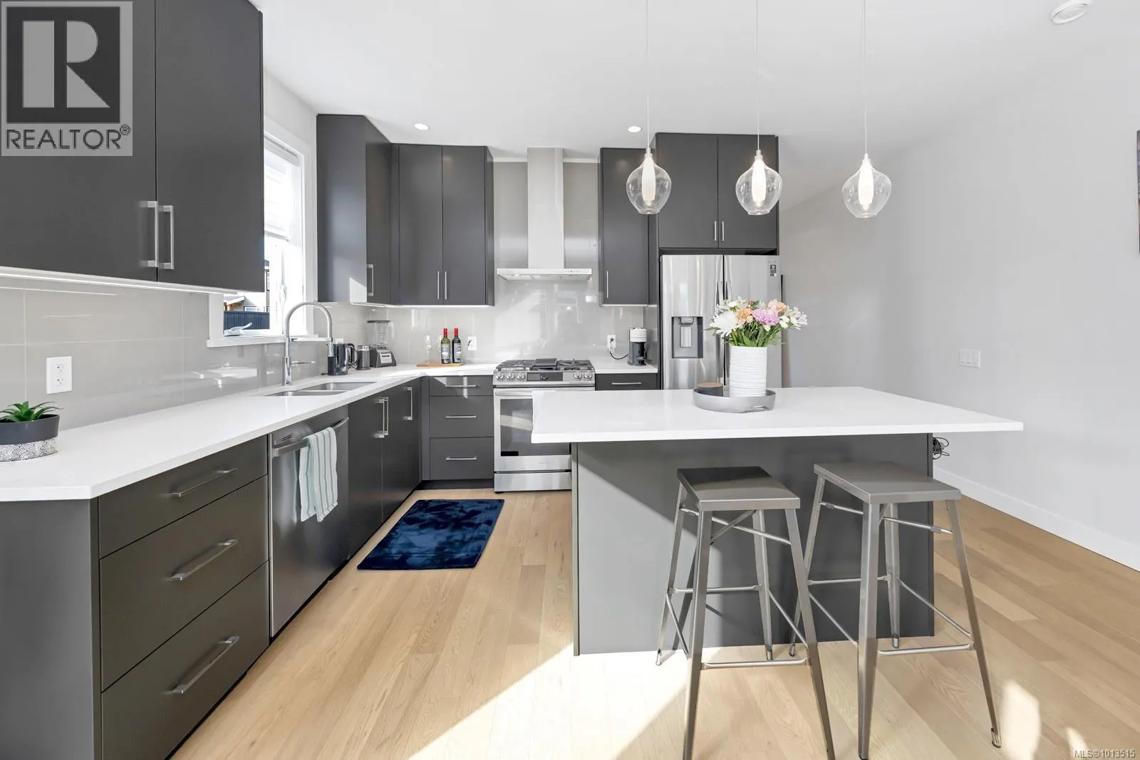 2083 Deerbrush Cres