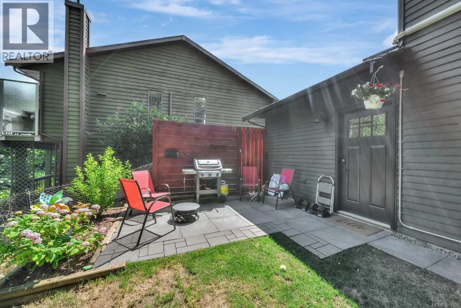 191 Summit Dr