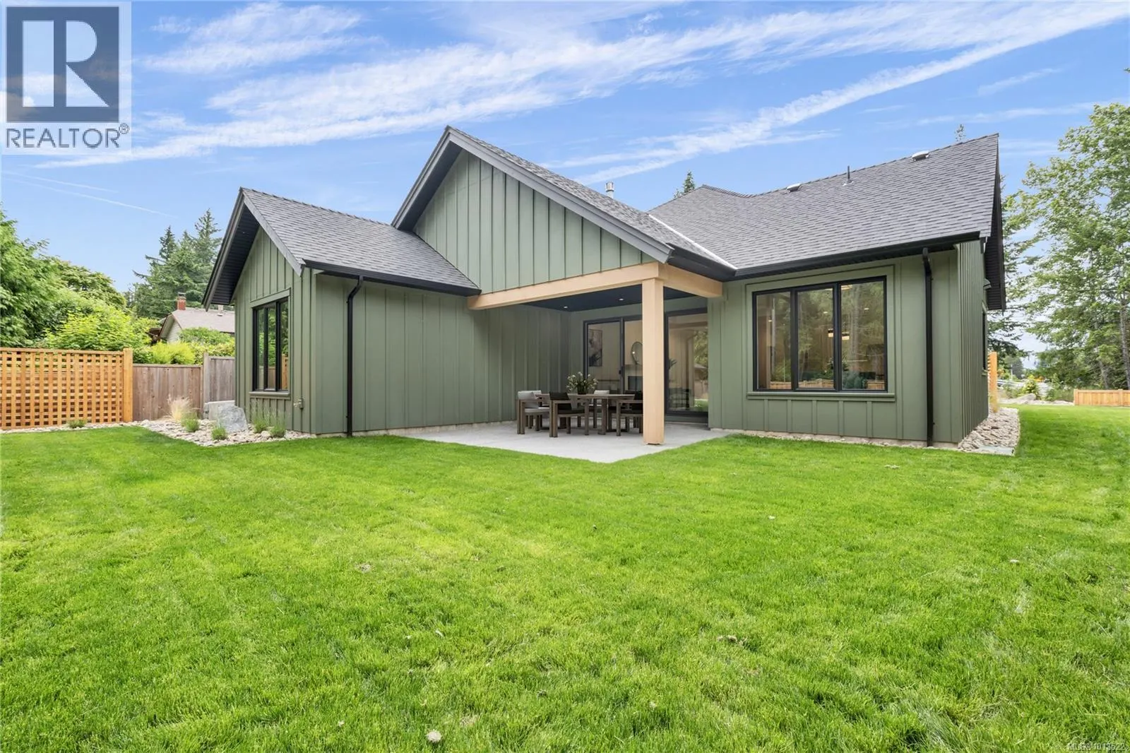 504 Juniper Dr