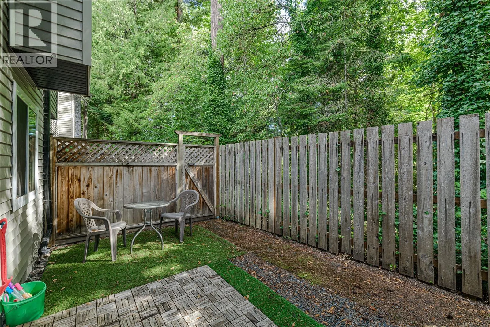 18 3025 Cowichan Lake Rd