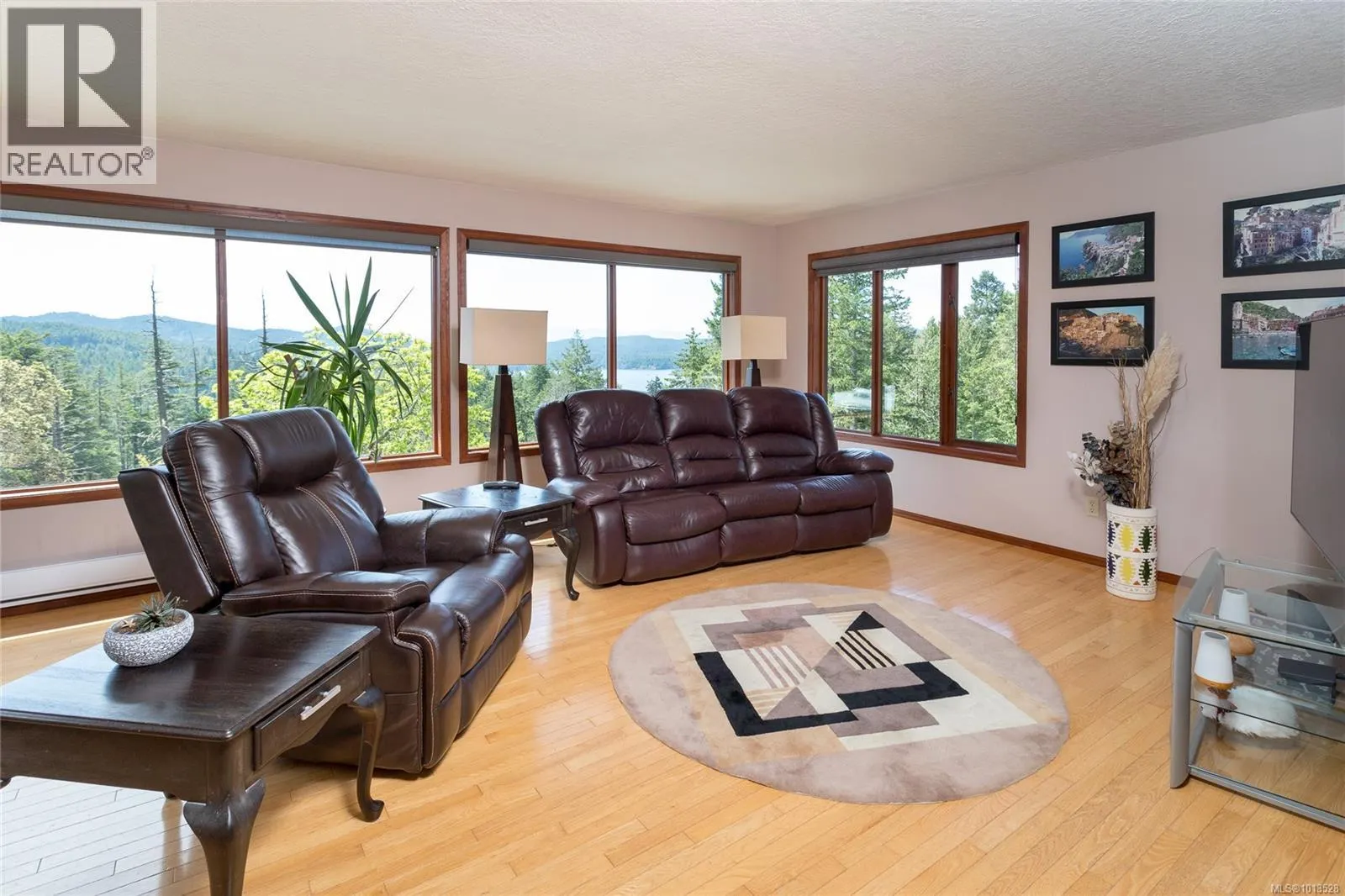 5154 Sooke Rd