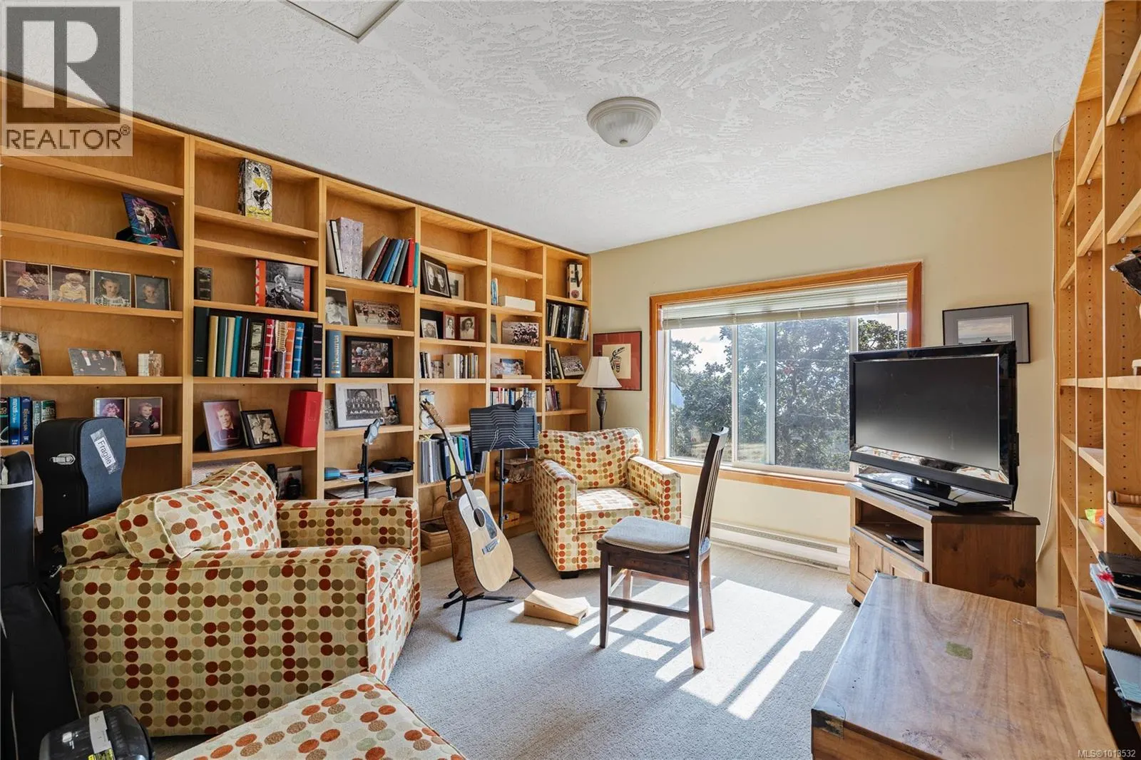235 Canvasback Pl