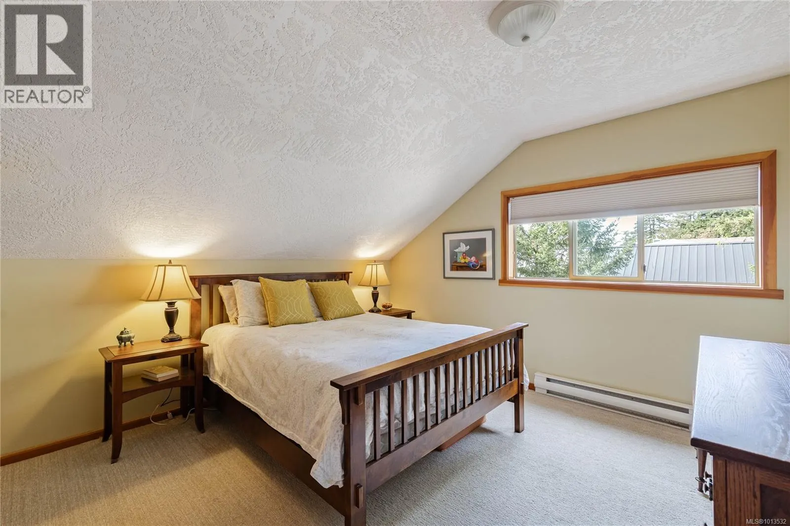 235 Canvasback Pl