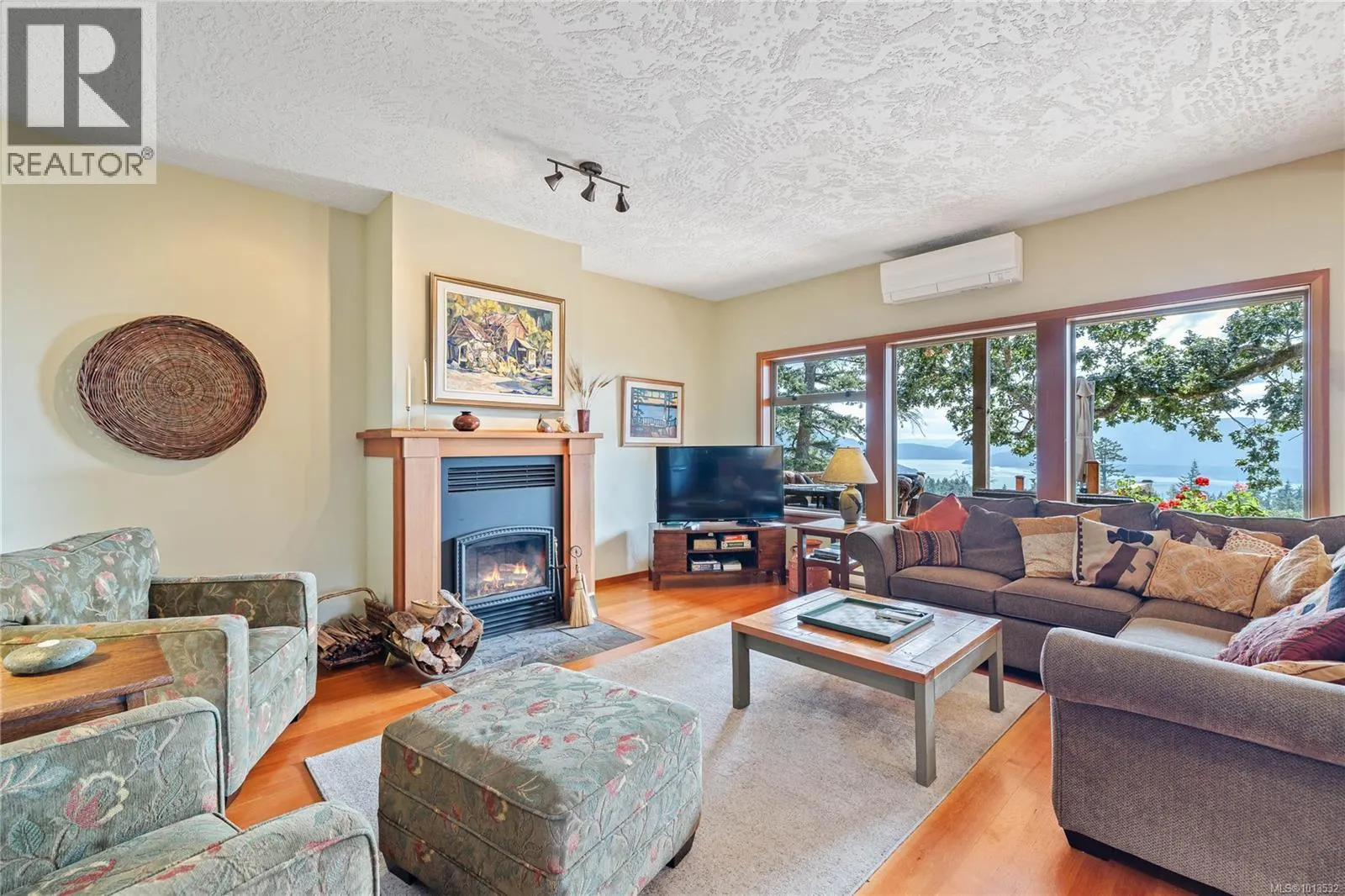 235 Canvasback Pl