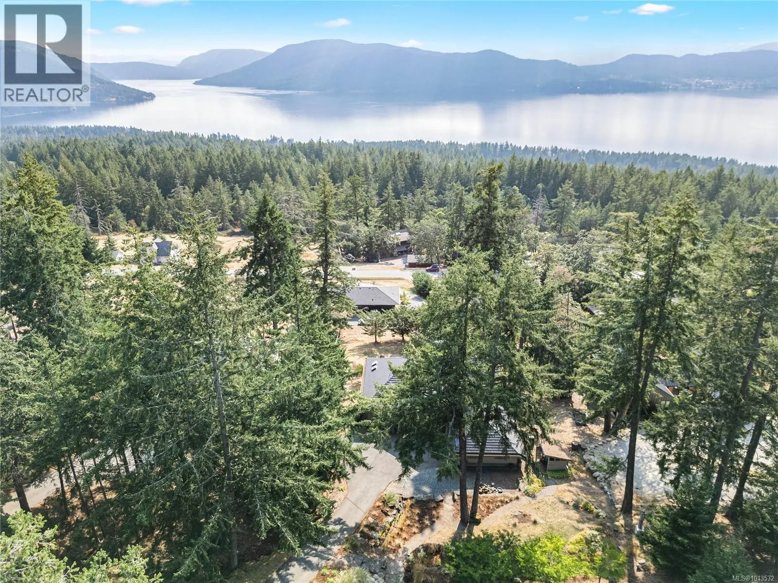 235 Canvasback Pl