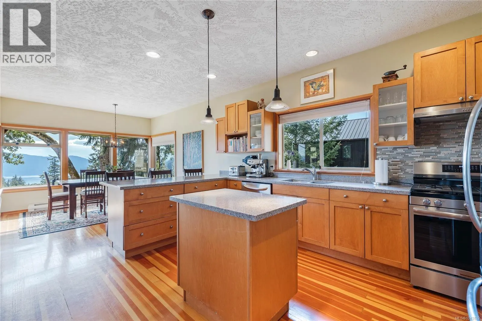 235 Canvasback Pl