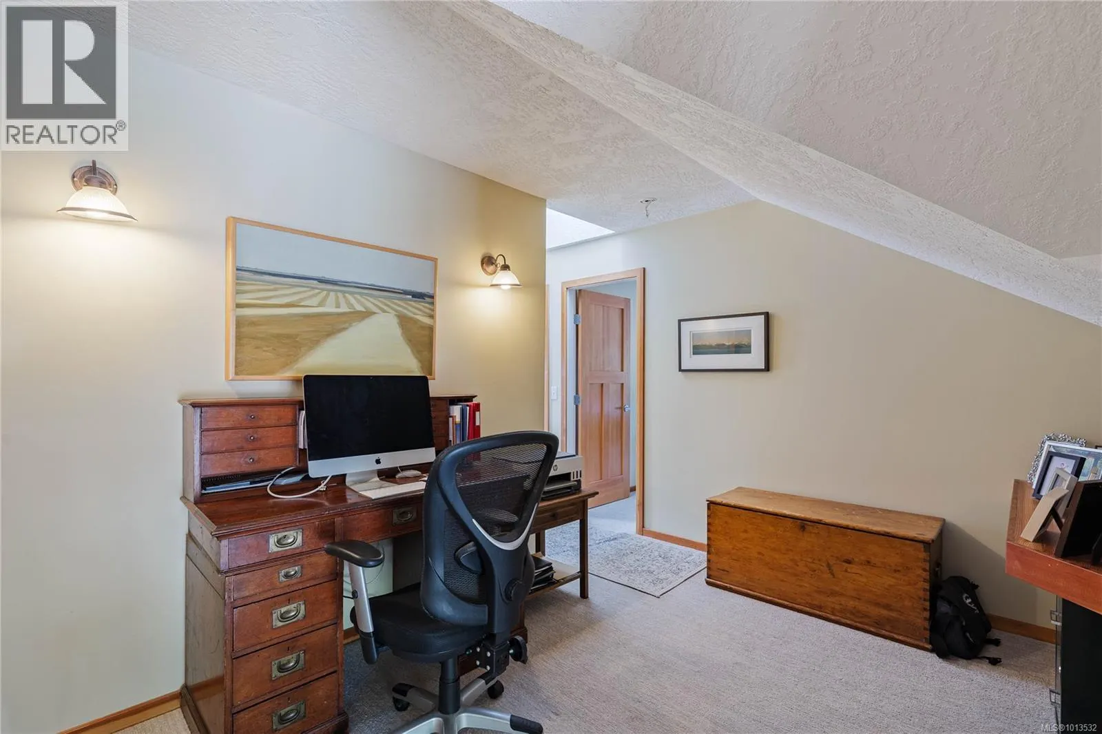 235 Canvasback Pl