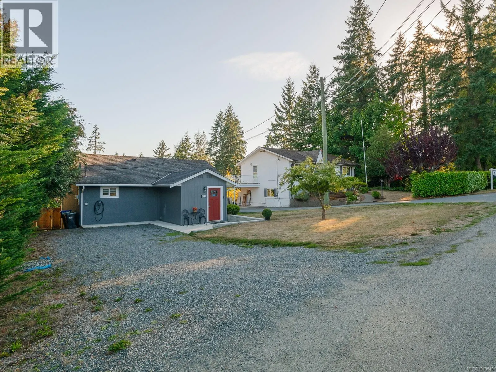 1777 Eglington Ave