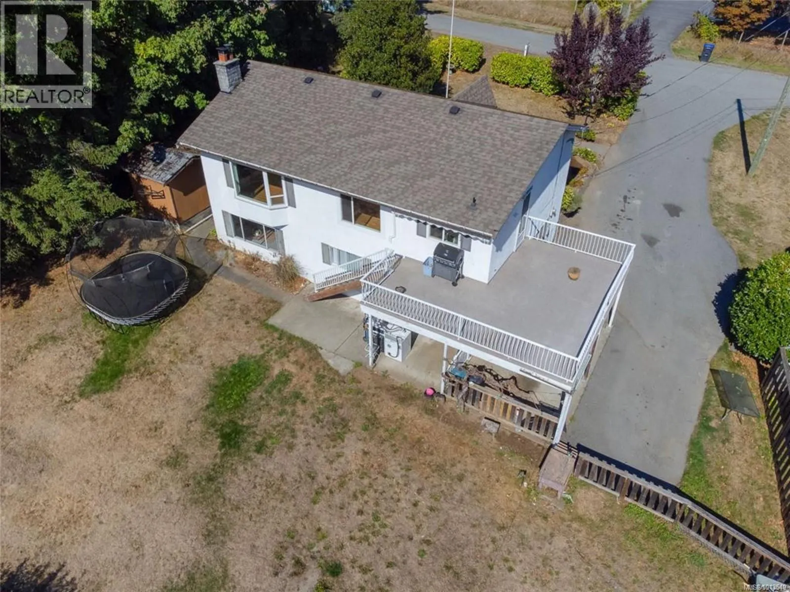 1777 Eglington Ave