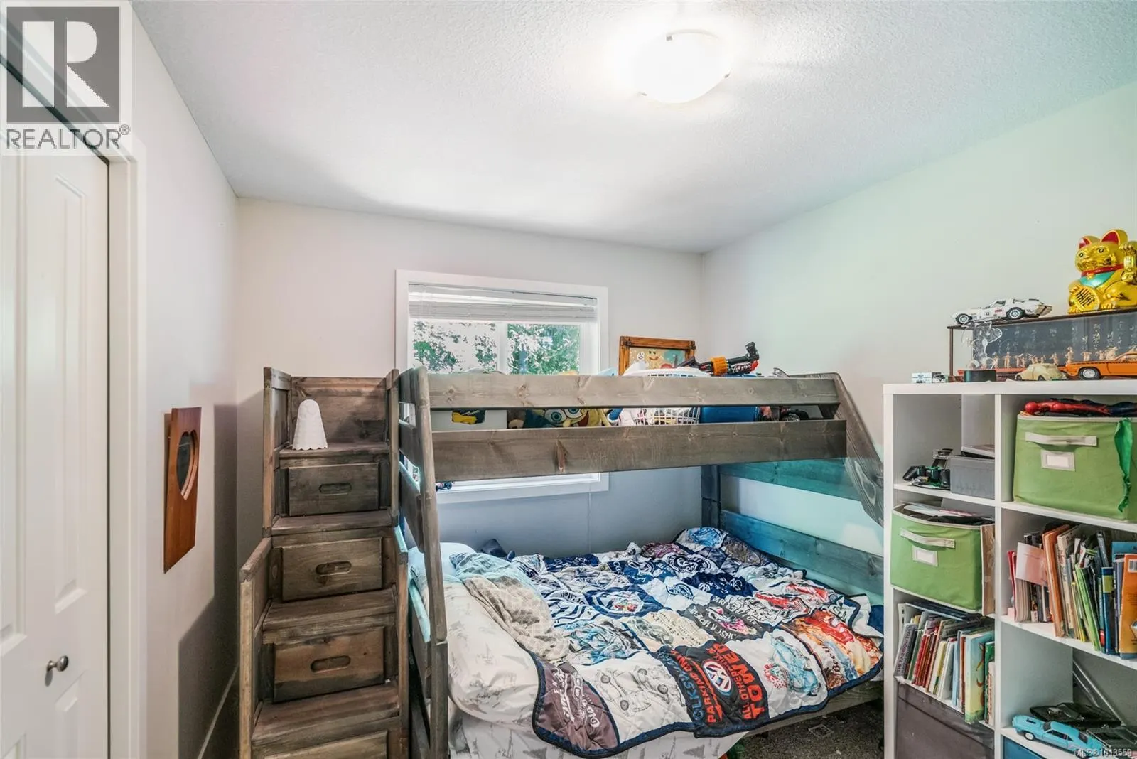 1104 Timberwood Dr
