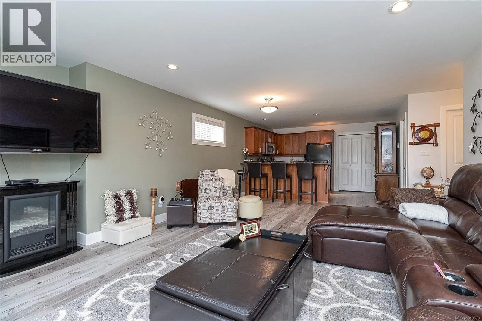 164 White Pine Rd