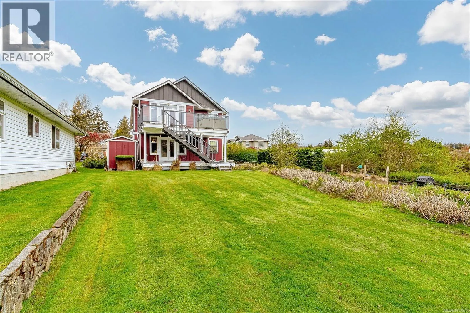 164 White Pine Rd
