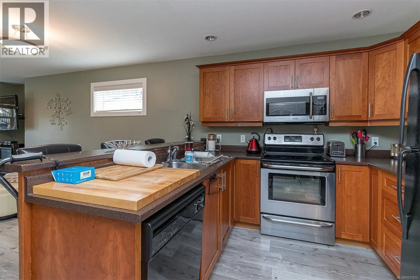 164 White Pine Rd