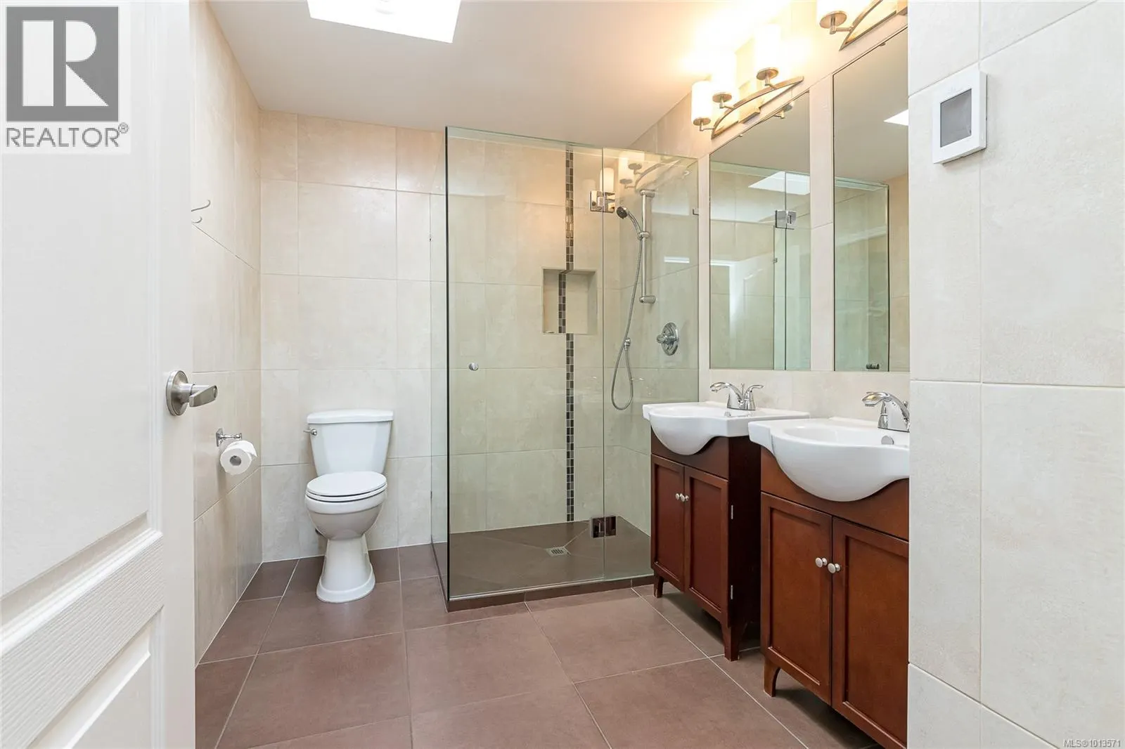 1096 Valewood Trail