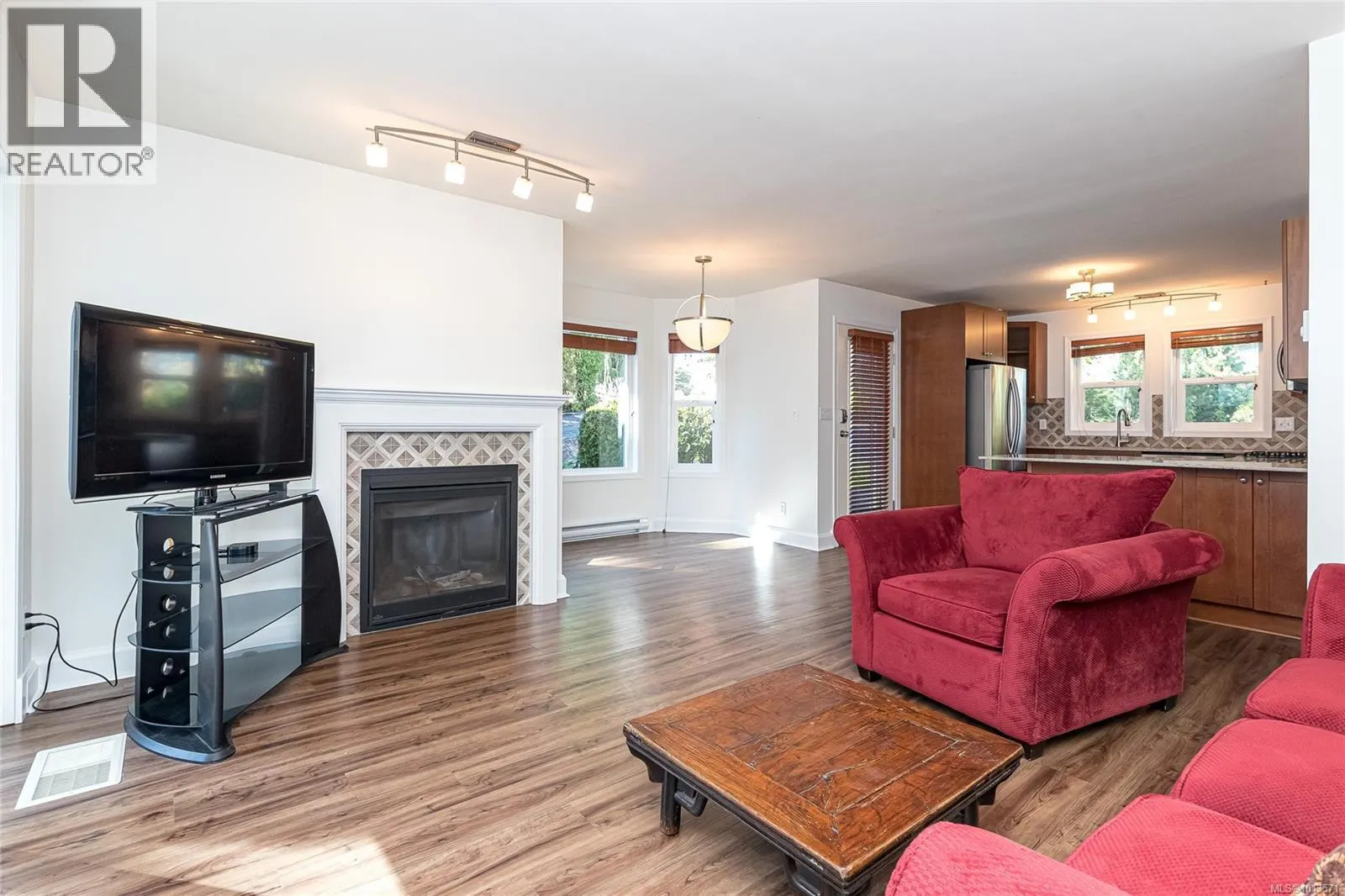 1096 Valewood Trail