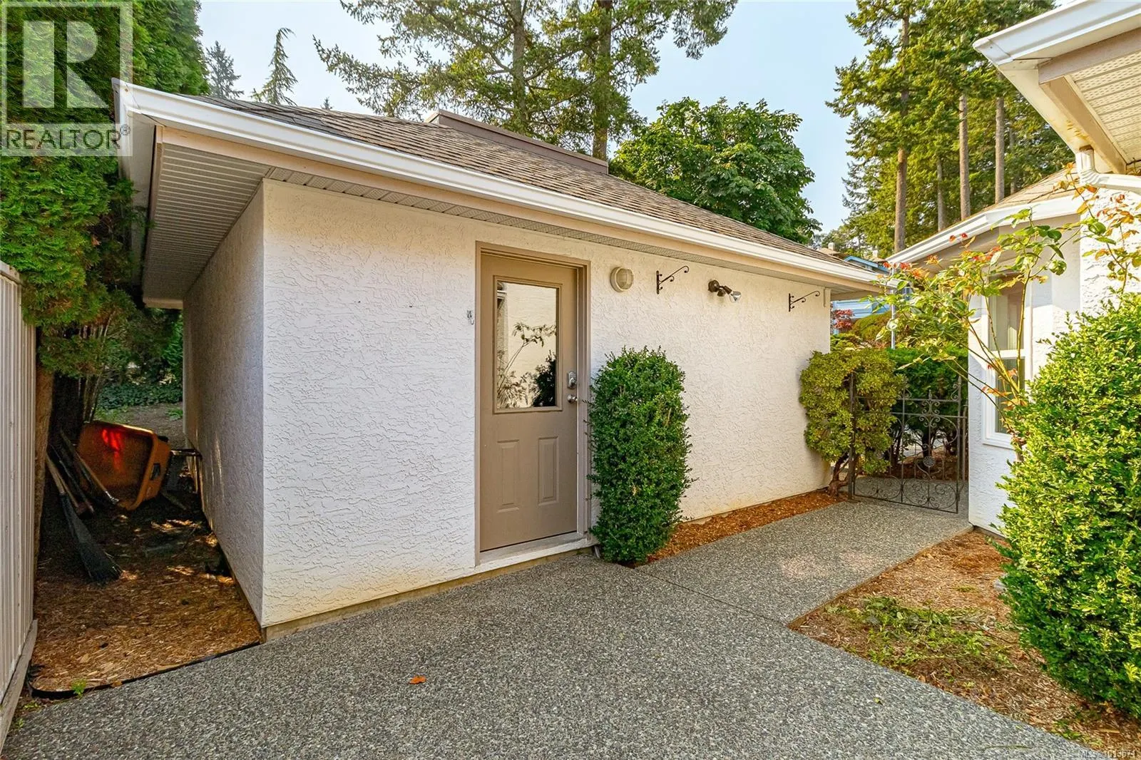 1096 Valewood Trail