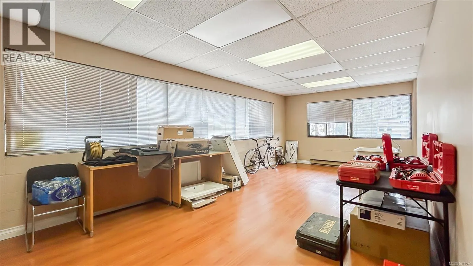 2665 Sooke Rd
