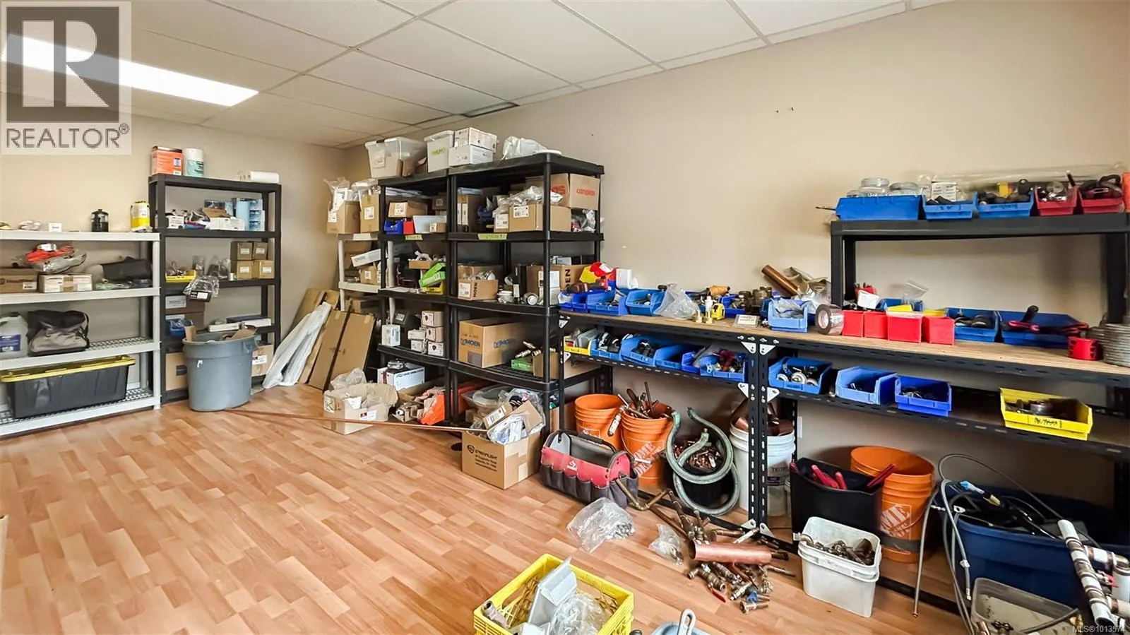 2665 Sooke Rd