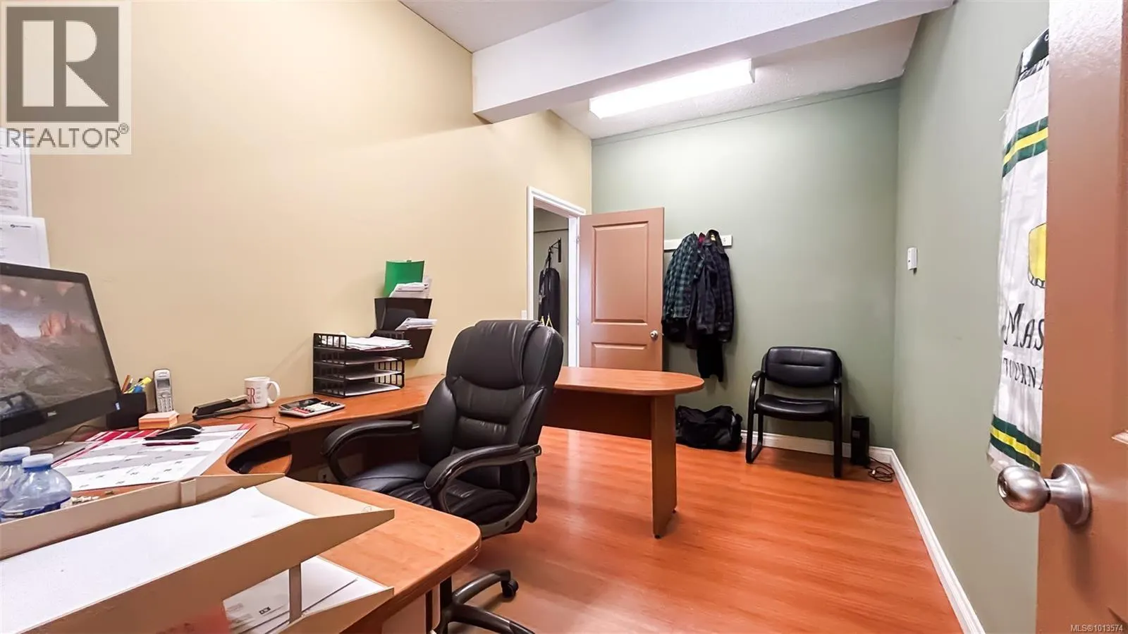 2665 Sooke Rd