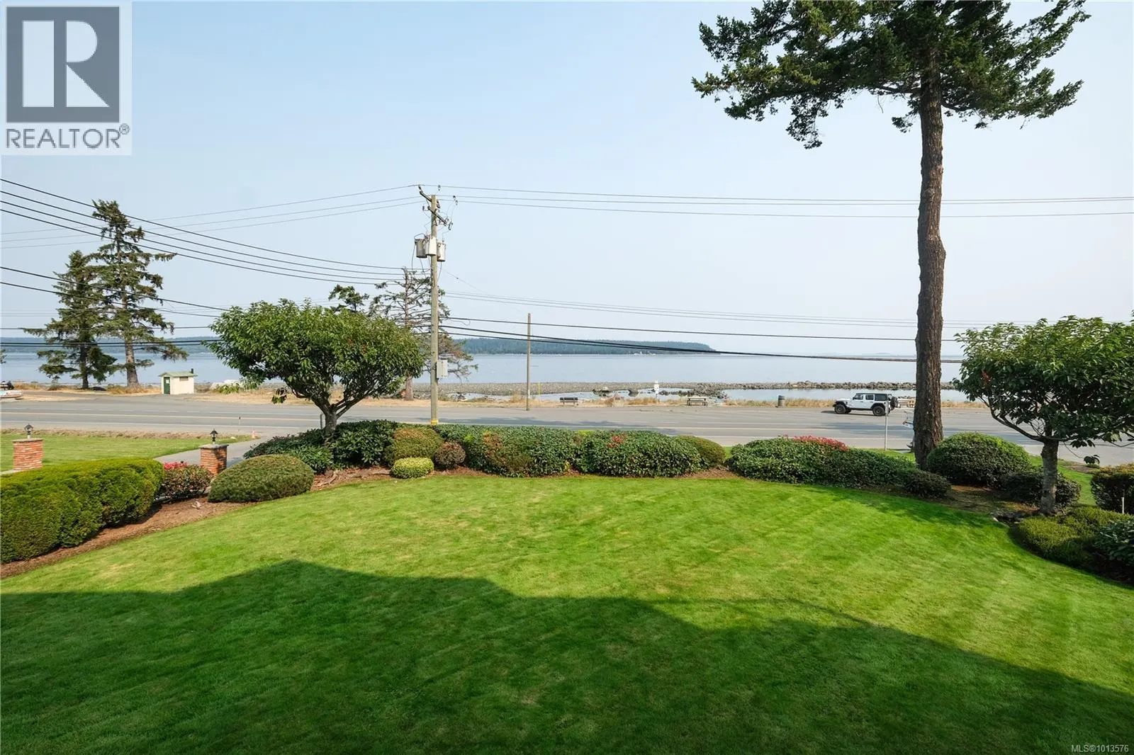 204A 650 Island Hwy S