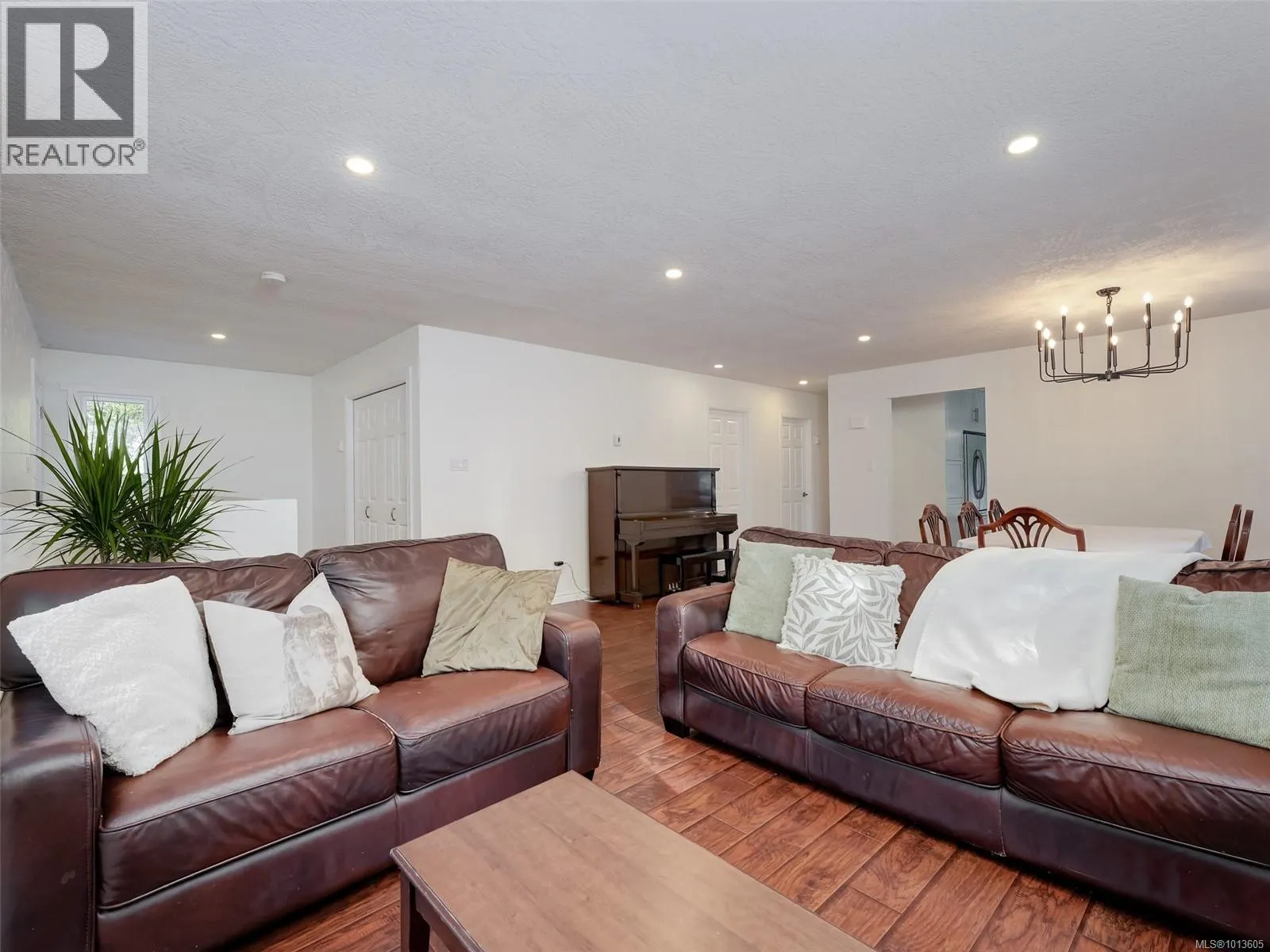 1480 Winslow Dr