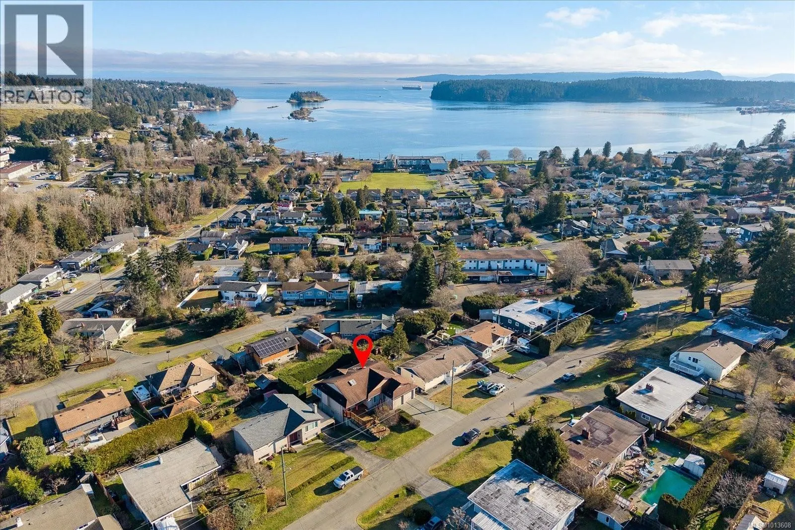 2830 Haliday Cres