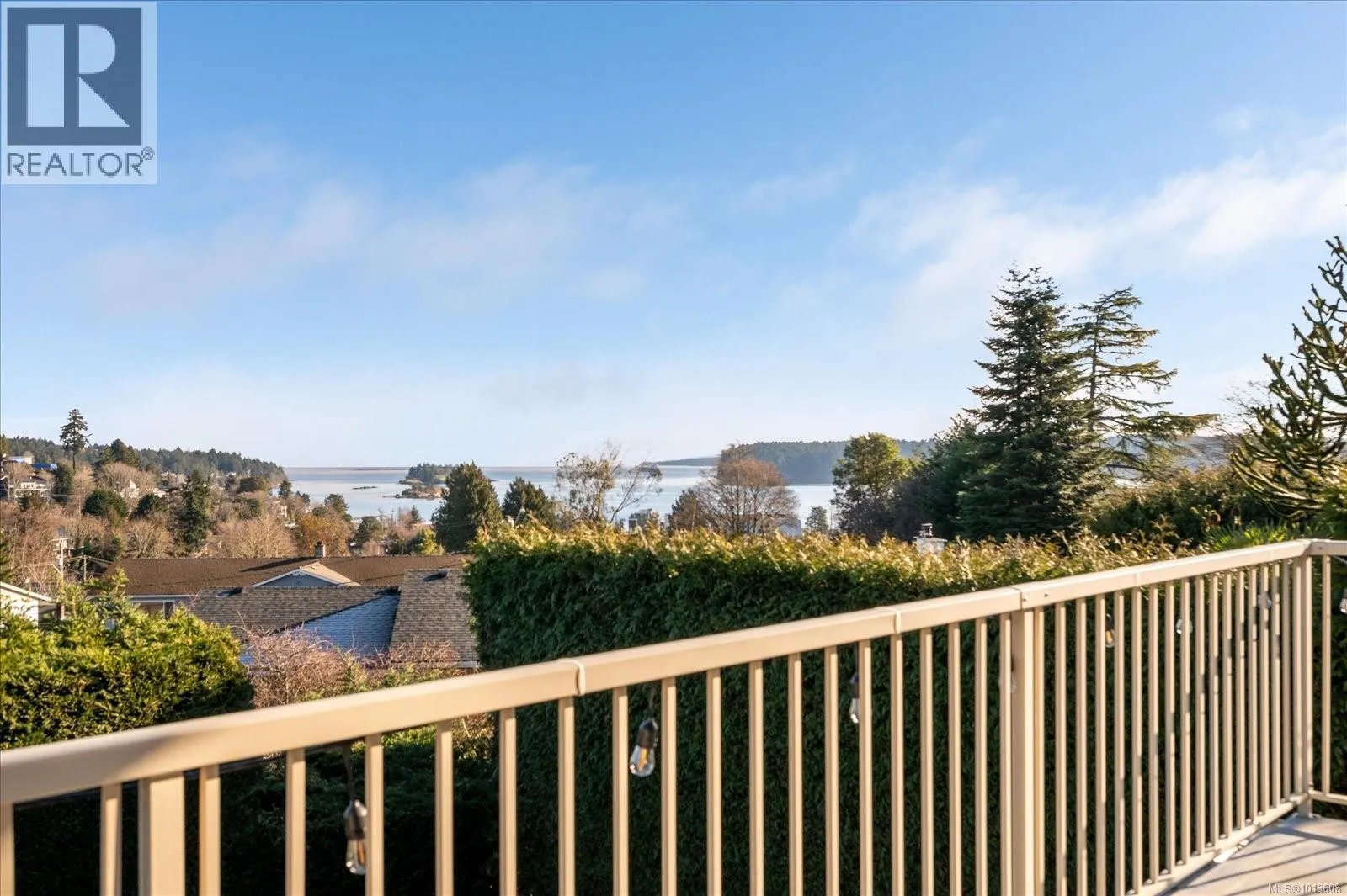 2830 Haliday Cres