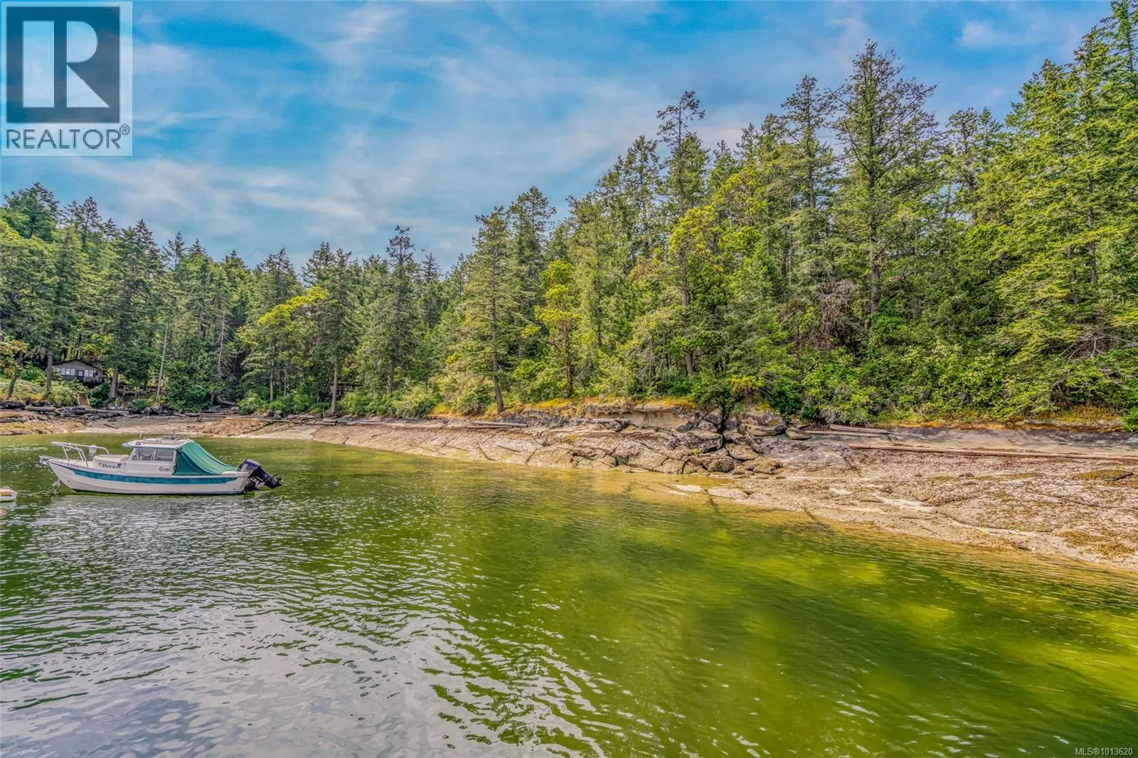 LT 32 Ruxton Island