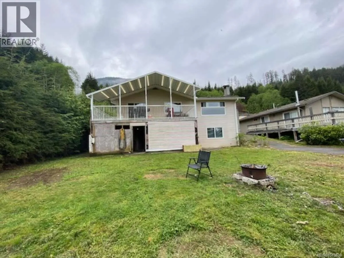 551 MacMillan Dr