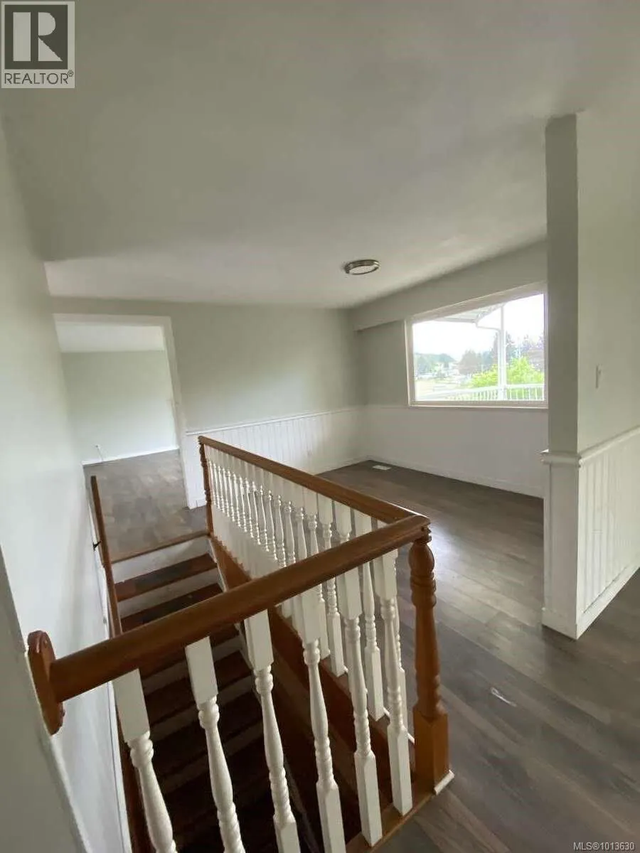 551 MacMillan Dr