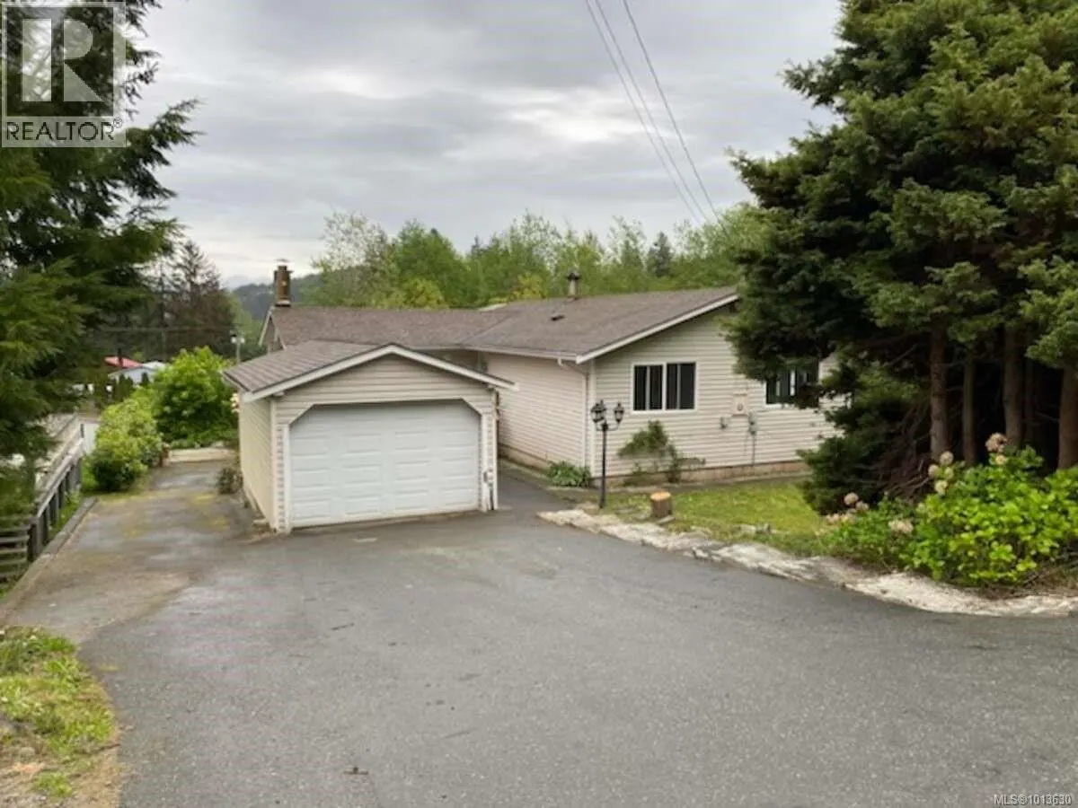 551 MacMillan Dr