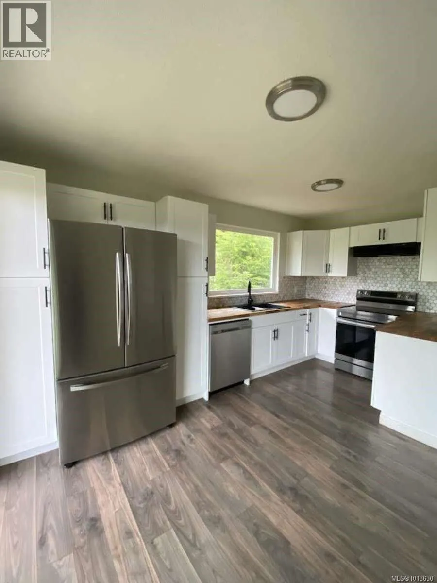 551 MacMillan Dr